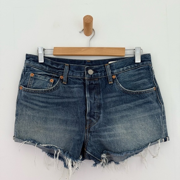Levi’s 501 blue White Oaks Cone Denim frayed cutoff jean shorts - size 28 - Picture 1 of 4
